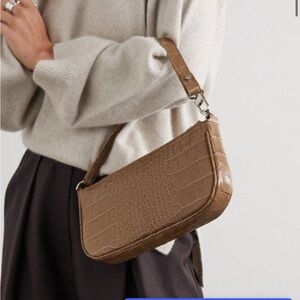 Genuine leather brown crocodile-embossed shoulder bag by far street style